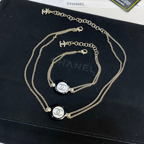 18K  Chanel Chain Choker Necklace